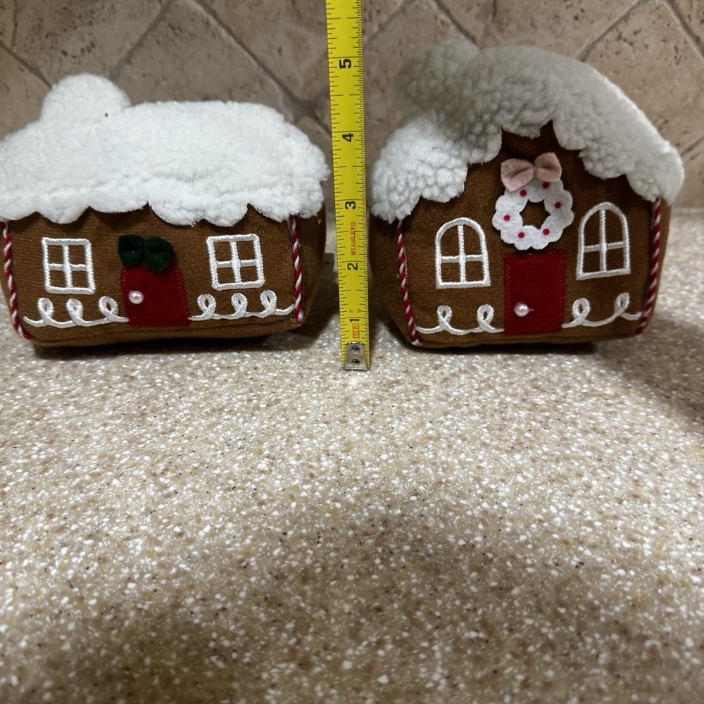 NWT 2 Target Bullseye Playground Christmas Plush Gingerbread House Decor 2025 - Picture 11 of 13